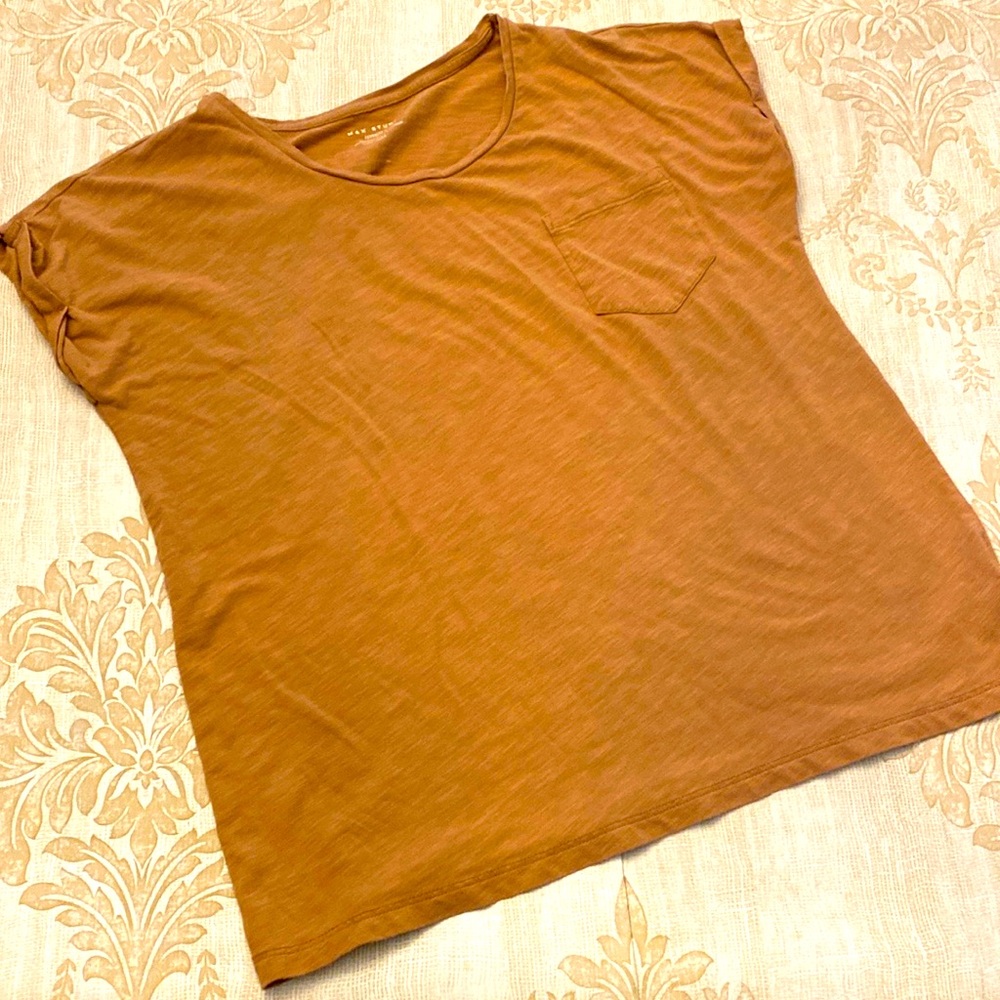 Max Studio Grunge Crunchy Used Favorite Tee Tan Caramel M
